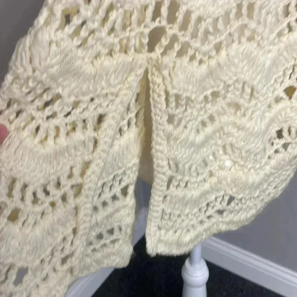 Vintage Handmade Crochet Poncho Cape Button closure One Size Off White Ivory - Picture 4 of 5